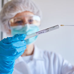 Covid-19 À quoi servent les tests ? Covid-19 À quoi servent les tests ?
