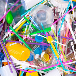 Lutte contre le gaspillage De nouveaux objets en plastique à usage unique interdits Lutte contre le gaspillage De nouveaux objets en plastique à usage unique interdits