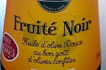 Le moment de la récolte influe sur le fruité des olives. huile fuite